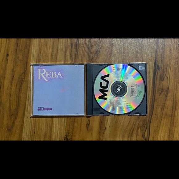 REBA MCENTIRE’S CD 💿 REBA MCENTIRE’S GREATEST HITS - Picture 9 of 11